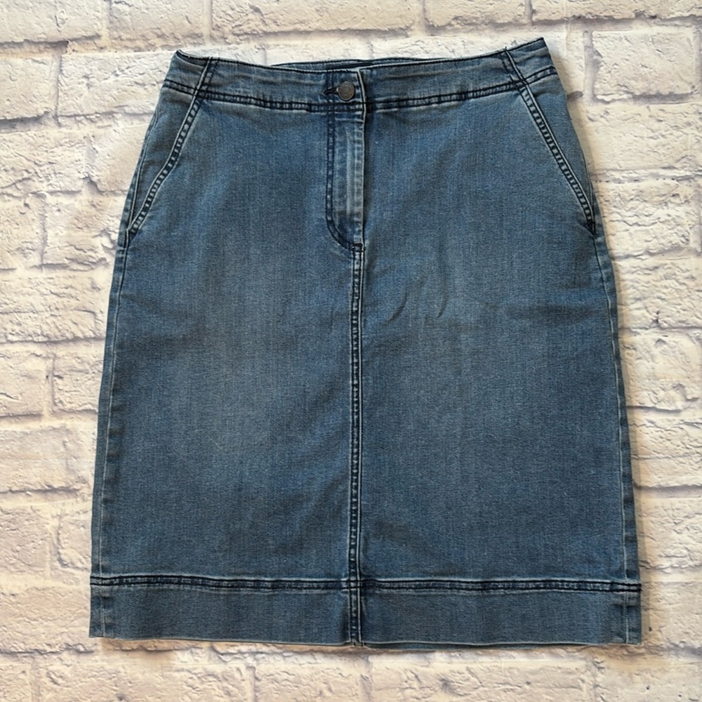 Talbots Denim Pencil Jean Skirt Medium Wash Blue Denim 21 Inch Length Size 4